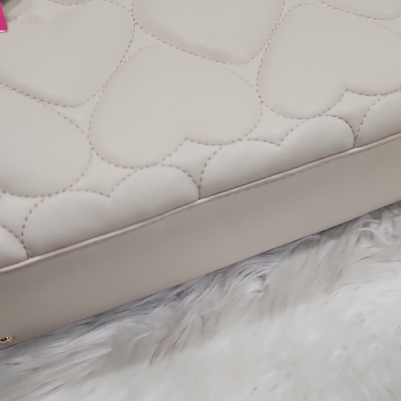 🔹️Betsey Johnson🔹️ Chalk XODELTA Quilted Heart Satchel Bag Wallet Bundle Set - Picture 11 of 15